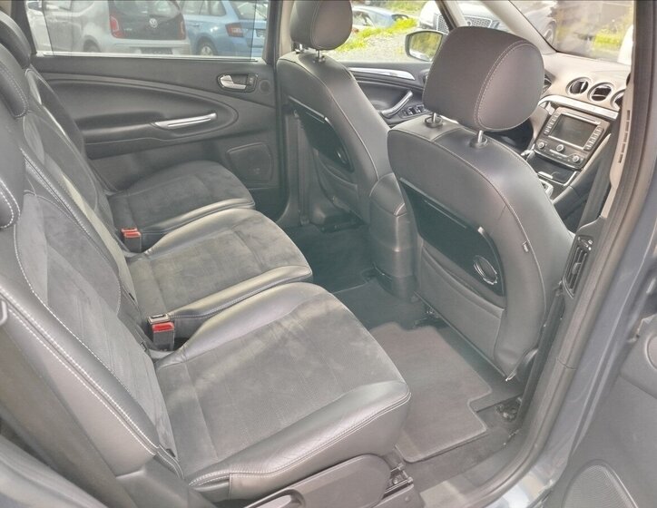 Ford S-MAX MPV 2,0 l 120 kw