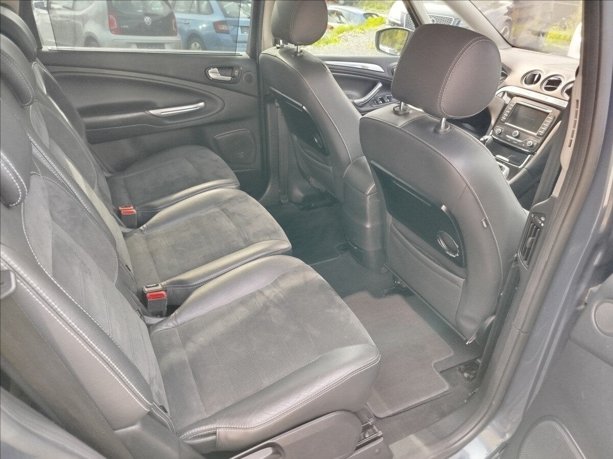 Ford S-MAX MPV 2,0 l 120 kw