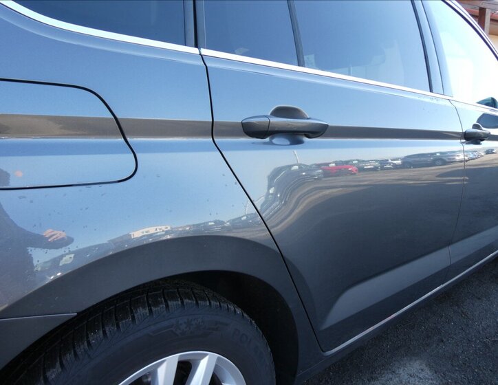 Volkswagen Touran MPV 2,0 l 110 kw