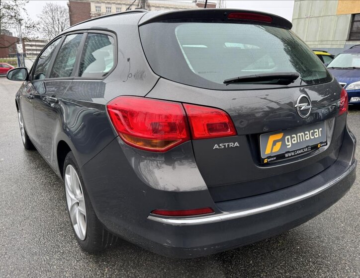 Opel Astra Kombi 1,4 l 103 kw