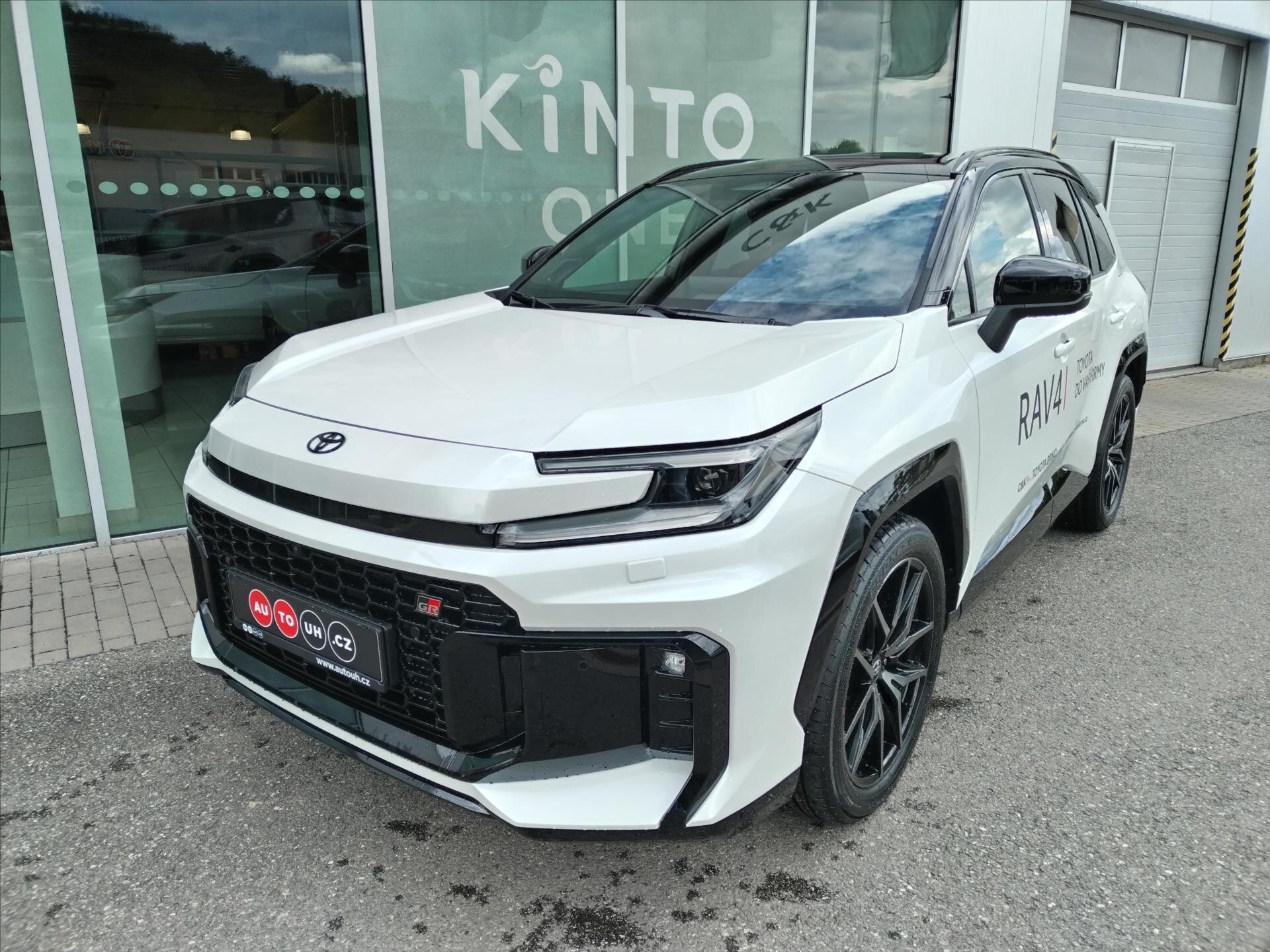 Toyota RAV4 SUV / Terénní 0,0 143 kw