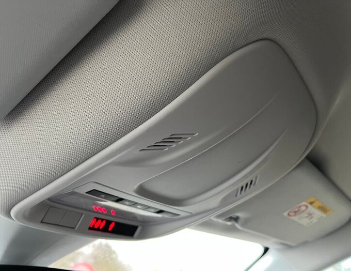 Opel Grandland SUV 1,2 l 96 kw