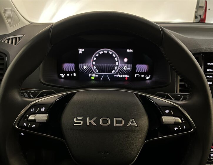 Škoda Karoq SUV / Terénní 1,5 l 110 kw