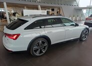 Audi A6 Allroad Kombi 3,0 l 210 kw