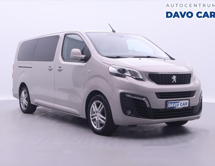 Peugeot Traveller 1