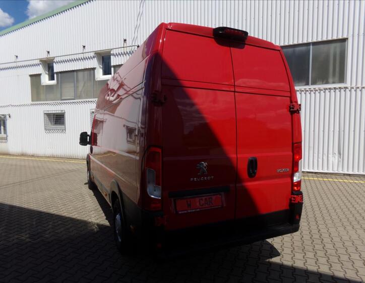 Peugeot Boxer 7