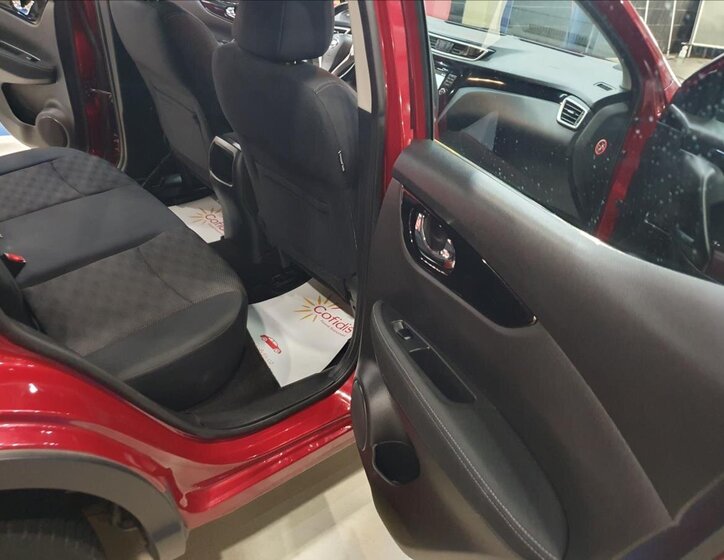 Nissan Qashqai SUV / Terénní 1,6 l 96 kw