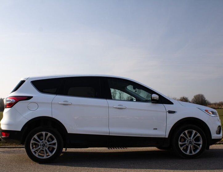 Ford Kuga SUV 2,0 l 110 kw