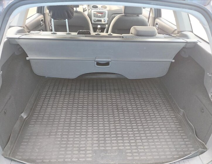 Ford Focus Kombi 1,6 l 74 kw