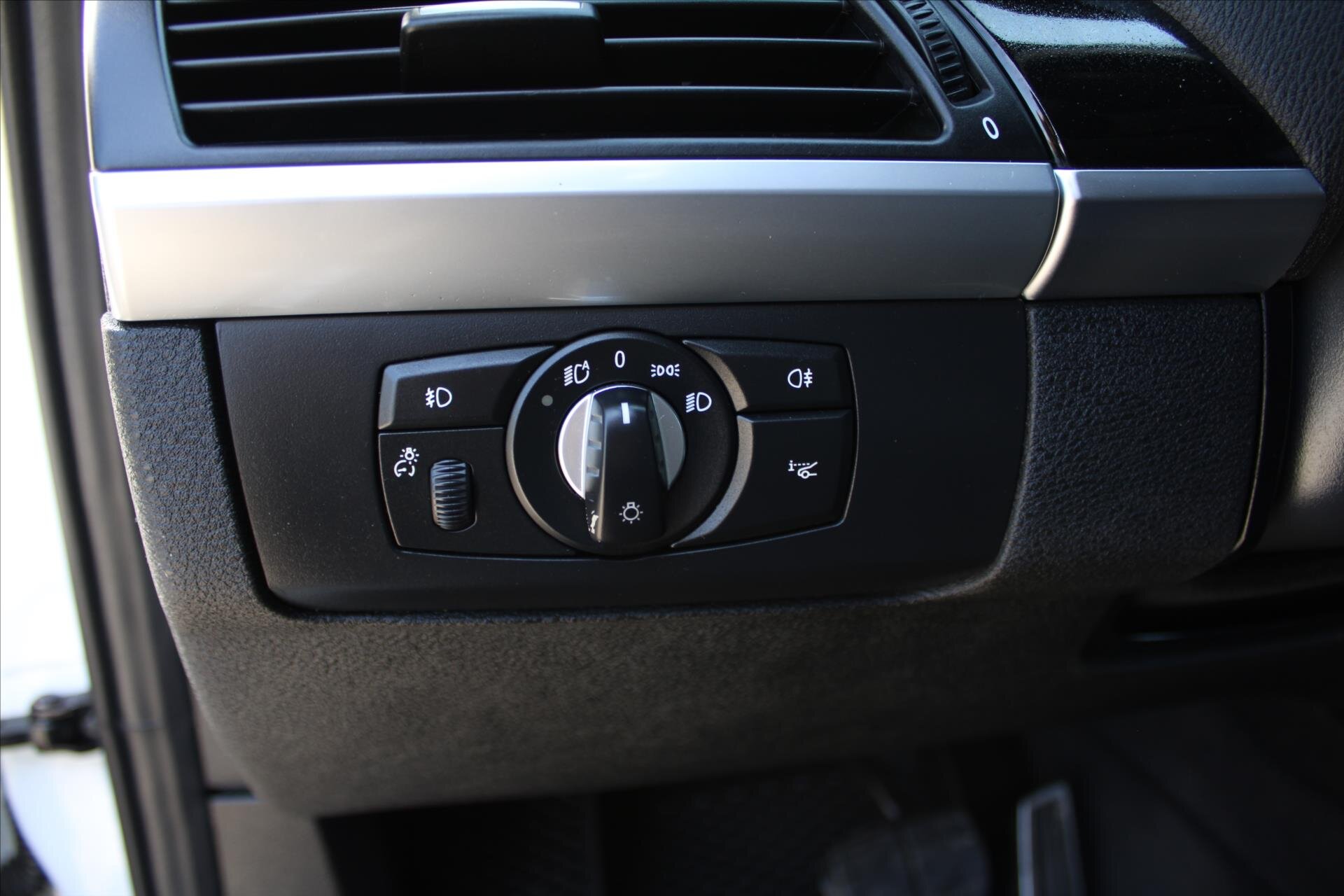 BMW X5 SUV / Terénní 3,0 l 225 kw