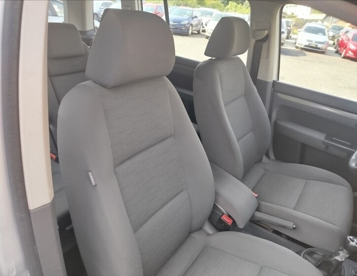 Volkswagen Touran 29