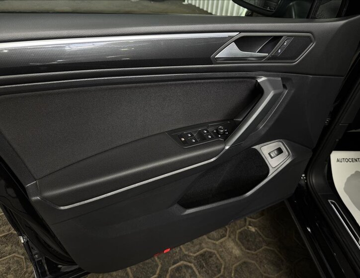 Volkswagen Tiguan Allspace SUV / Terénní 2,0 l 140 kw