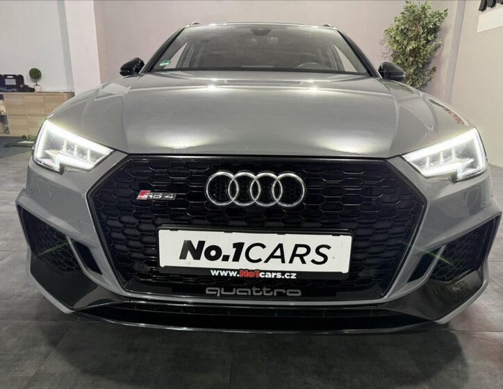 Audi RS 4 Kombi 2,9 l 331 kw