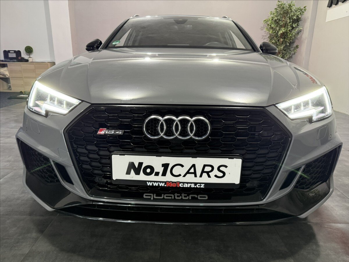 Audi RS 4 Kombi 2,9 l 331 kw