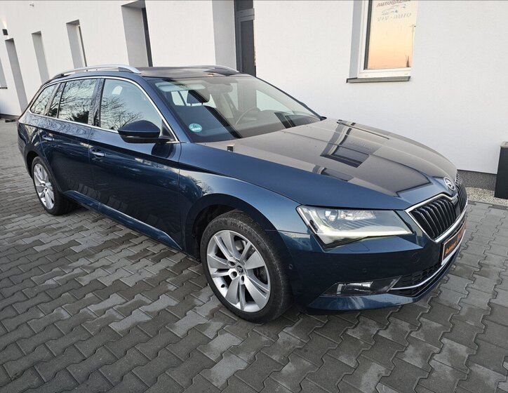 Škoda Superb Kombi 2,0 l 140 kw