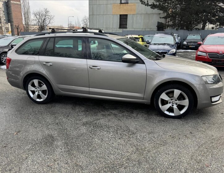 Škoda Octavia Kombi 2,0 l 110 kw
