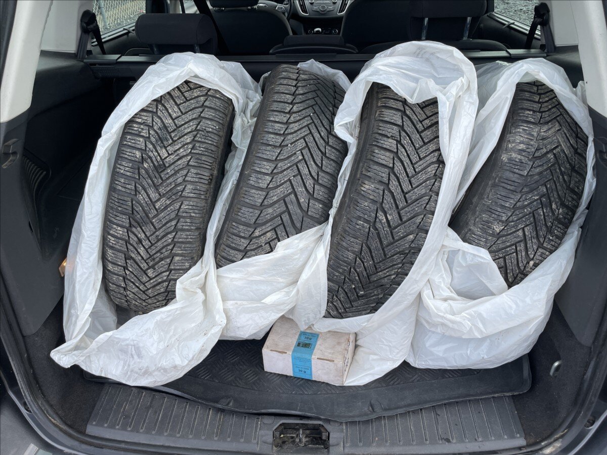 Ford Grand C-MAX Kombi 999,0 92 kw