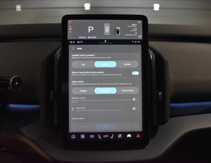 Volvo EX30 SUV / Terénní 0,0 315 kw