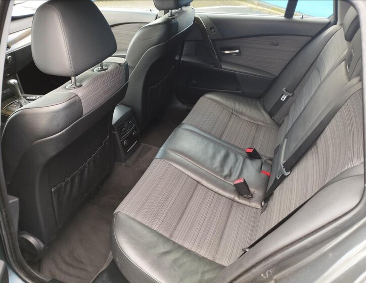 BMW Řada 5 Kombi 3,0 l 170 kw