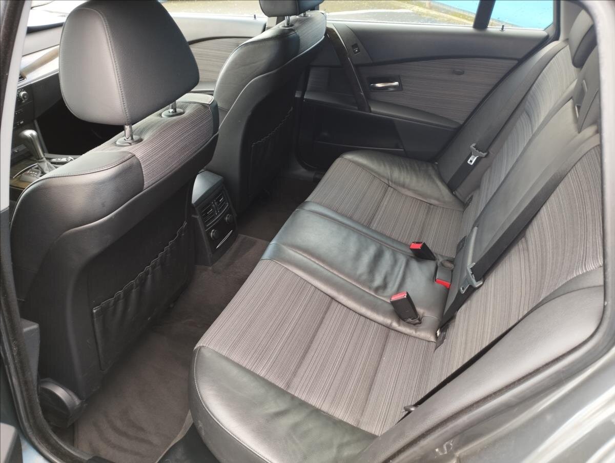 BMW Řada 5 Kombi 3,0 l 170 kw