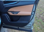 Lexus NX 450h plus SUV / Terénní 2,5 l 136 kw