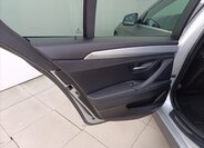 BMW Řada 5 Sedan 3,0 l 180 kw