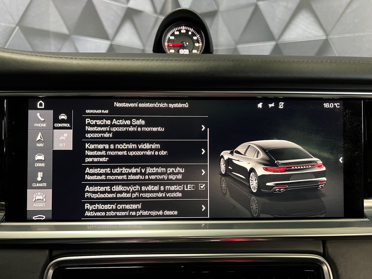 Porsche Panamera Liftback 4,0 l 310 kw