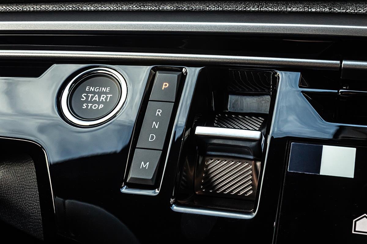 Peugeot 3008 SUV 1,2 l 107 kw