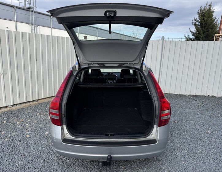 KIA Ceed Kombi 1,4 l 80 kw