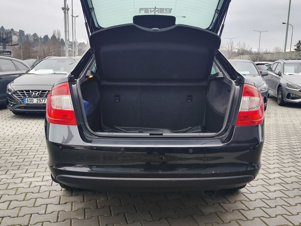 Škoda Rapid Liftback 1,2 l 77 kw