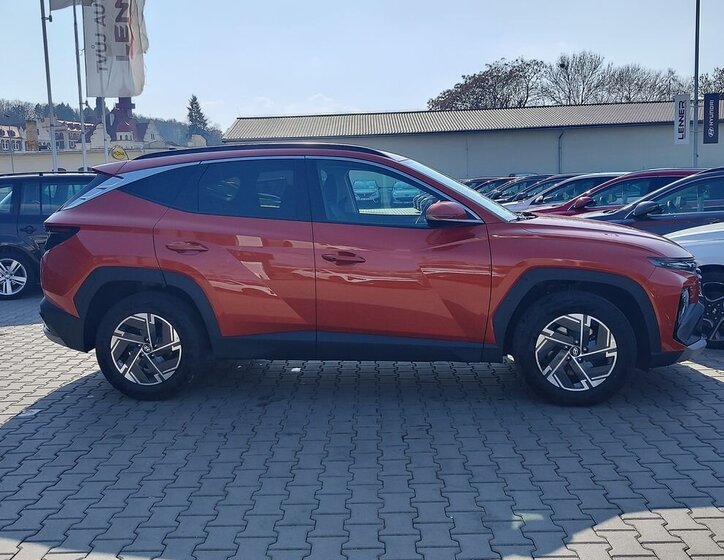 Hyundai Tucson SUV / Terénní 1,6 l 118 kw