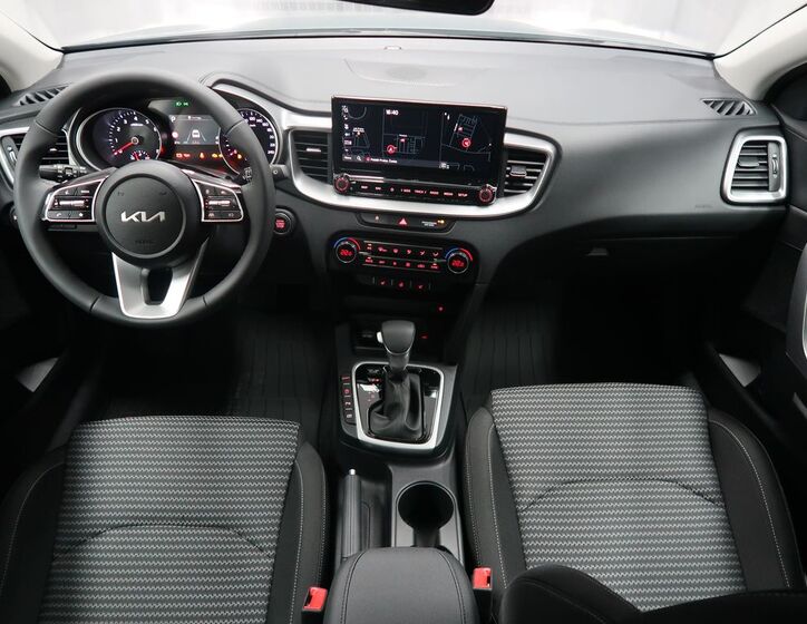 KIA Ceed 11