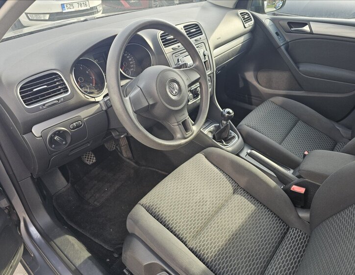 Volkswagen Golf Hatchback 1,4 l 59 kw