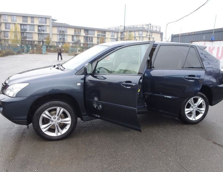 Lexus RX 400 SUV 3,3 l 155 kw