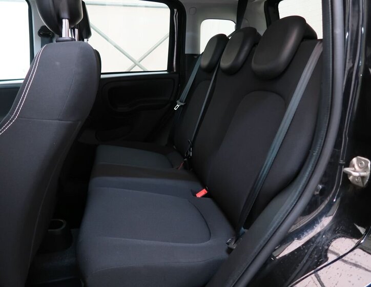 Fiat Panda Hatchback 999,0 52 kw