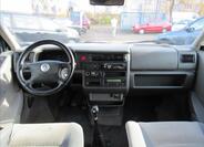Volkswagen Multivan 13