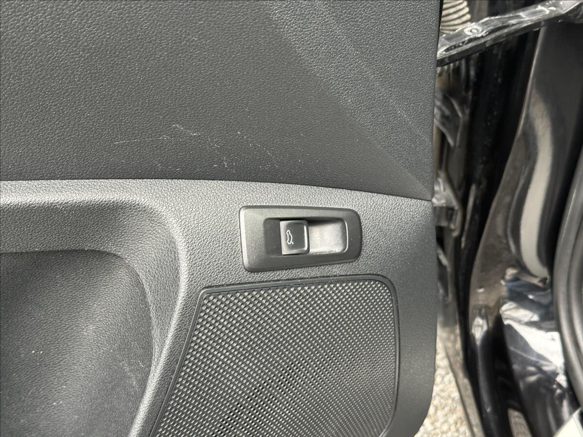 Škoda Karoq SUV / Terénní 2,0 l 140 kw