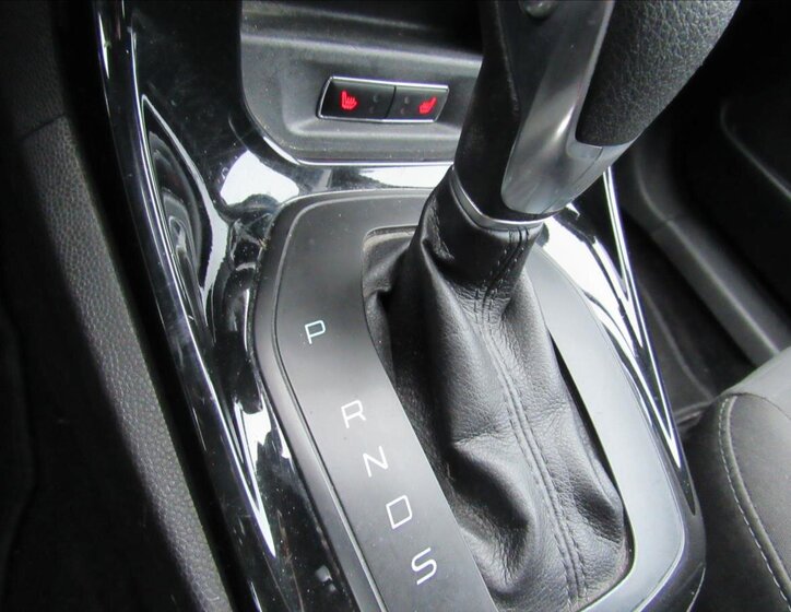 Ford Fiesta Hatchback 998,0 74 kw