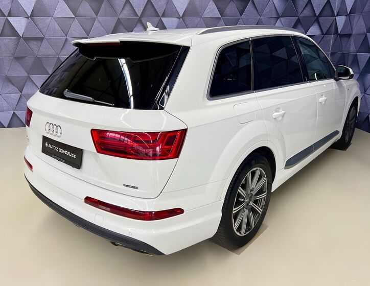 Audi Q7 7