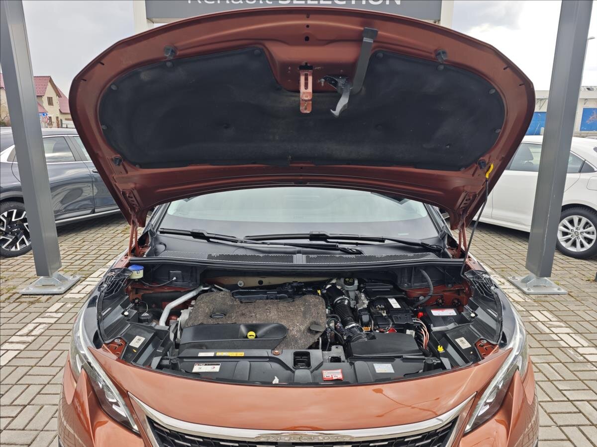 Peugeot 3008 SUV / Terénní 2,0 l 110 kw