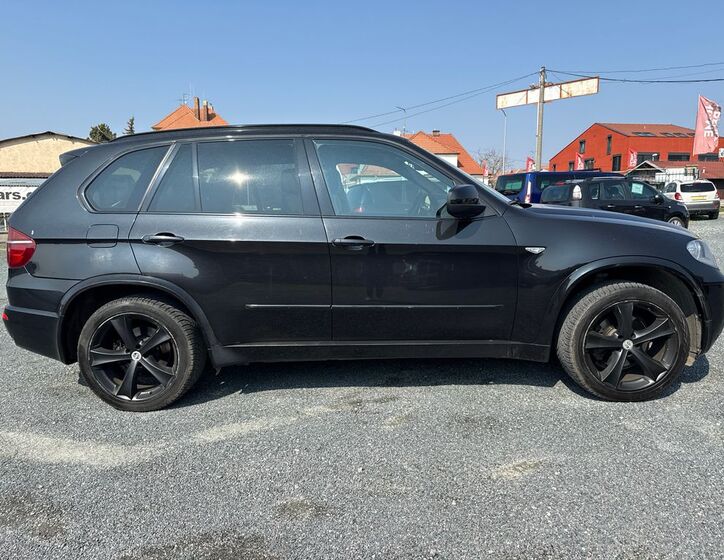 BMW X5 SUV 3,0 l 180 kw