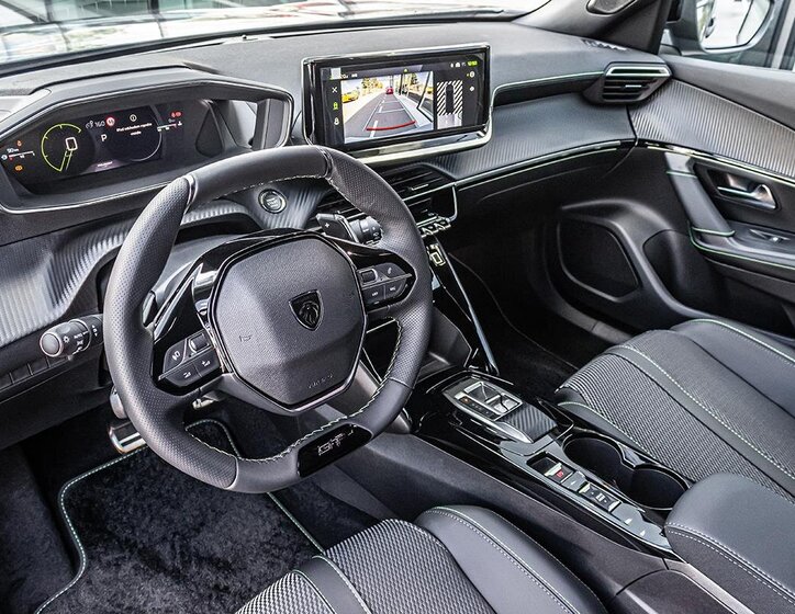 Peugeot 2008 SUV / Terénní 1,5 l 107 kw