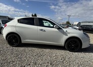 Alfa Romeo Giulietta 4