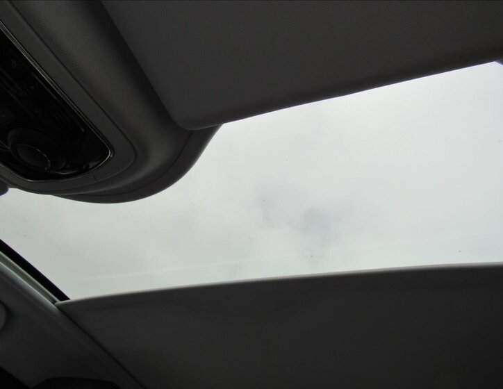 Peugeot 508 Kombi 2,0 l 103 kw