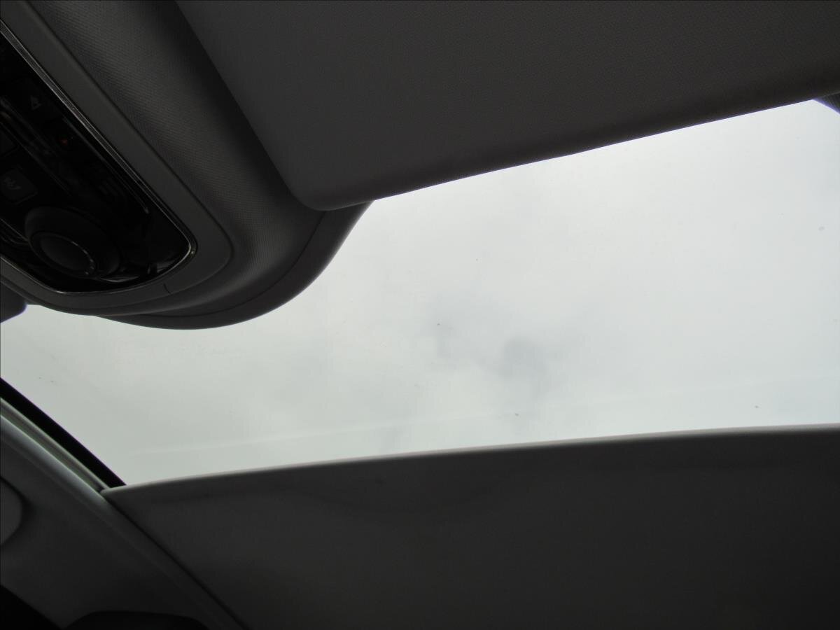 Peugeot 508 Kombi 2,0 l 103 kw