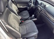 Suzuki Vitara SUV / Terénní 1,4 l 103 kw