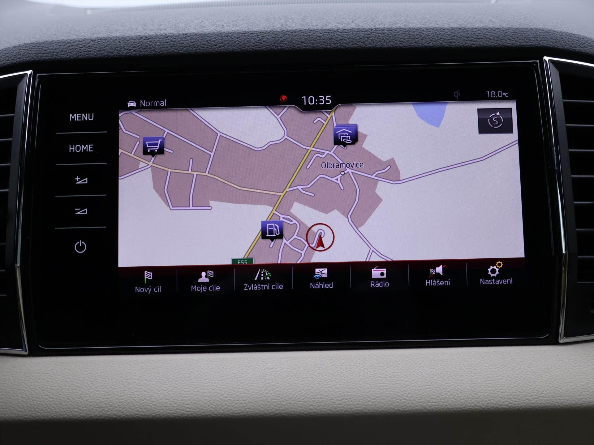 Škoda Karoq SUV / Terénní 1,5 l 110 kw