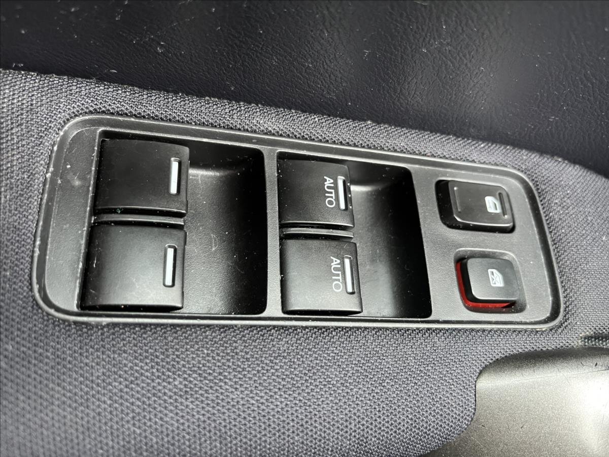 Honda CR-V SUV / Terénní 2,2 l 110 kw