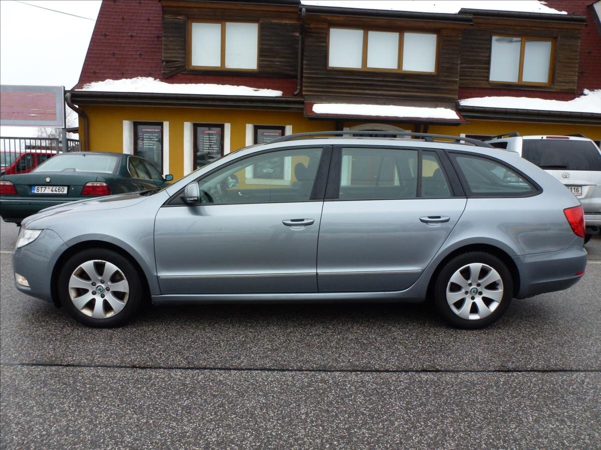 Škoda Superb Kombi 1,6 l 77 kw