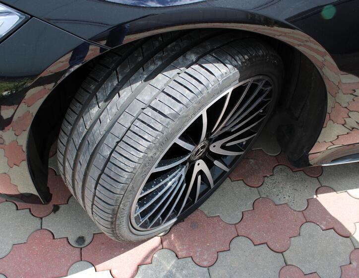 Mercedes-Benz Třídy S 44